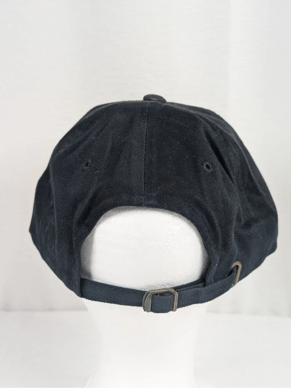 Queens - Foot Locker - Adjustable Strapback - Hat / Cap